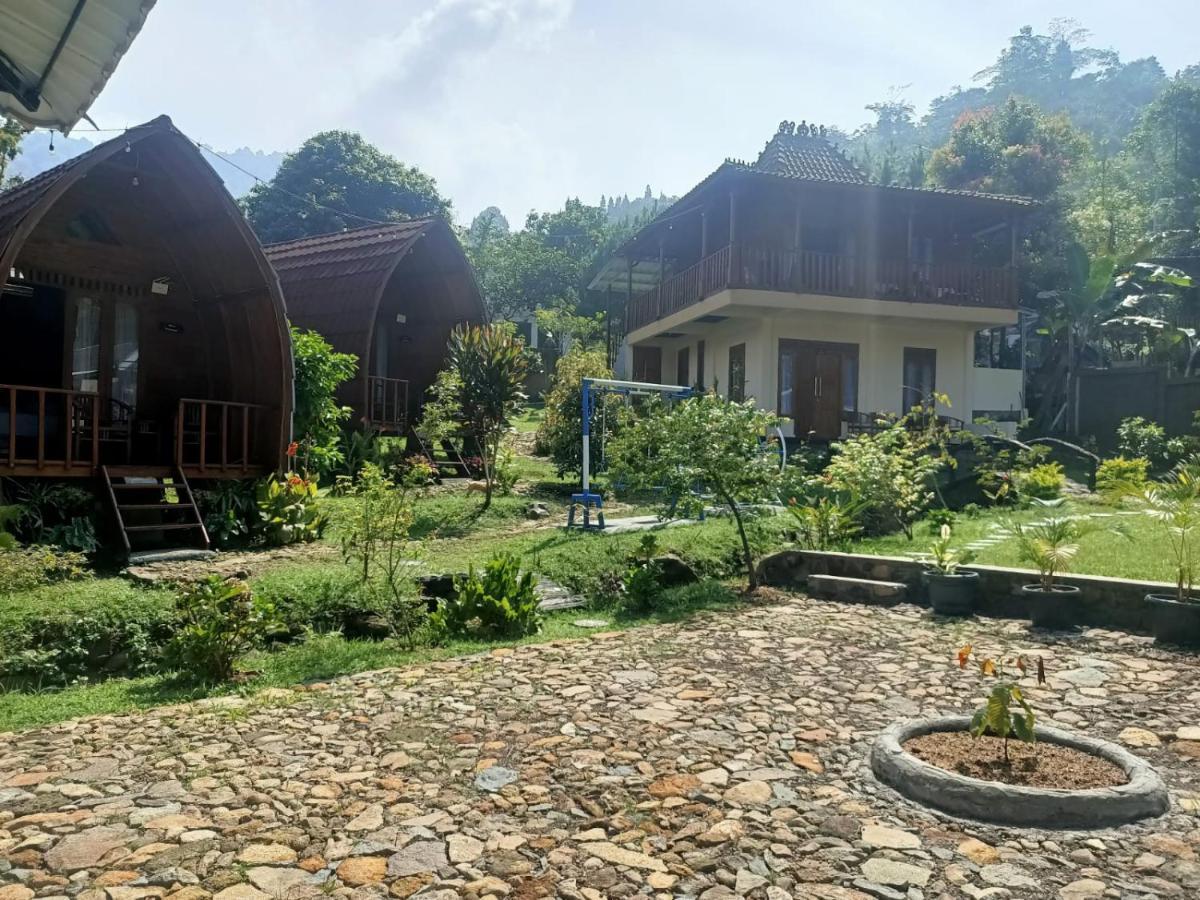 Wooden House Paseban Villa Bogor Dış mekan fotoğraf